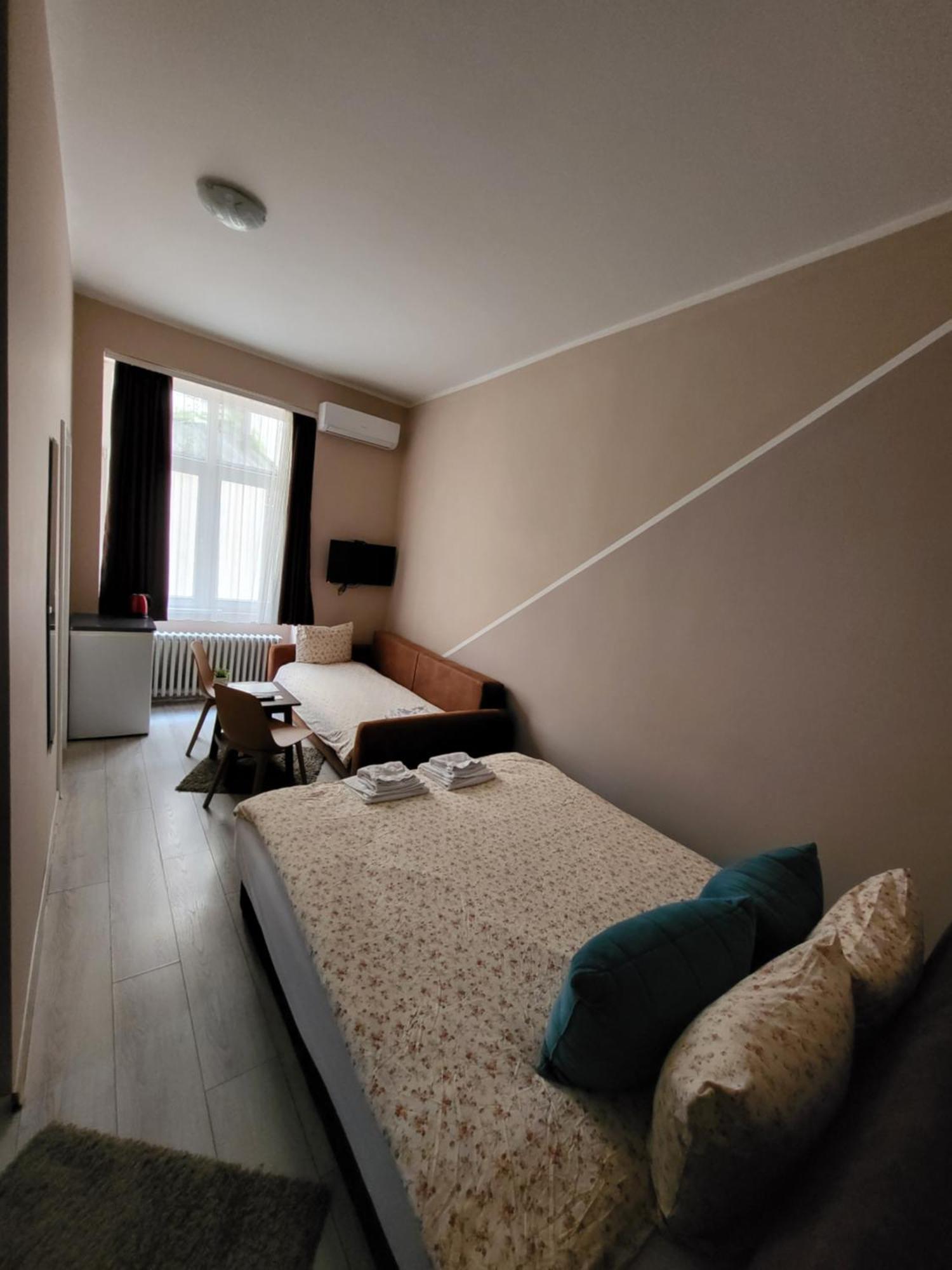Hostel Fine Белград Номер фото